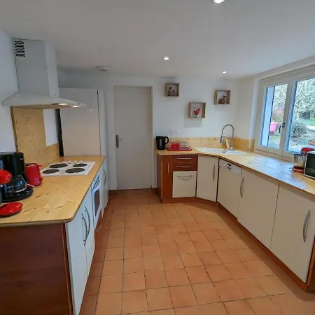 Maison De Plain-pied Avec Wifi Et Animaux Acceptés, Jardin Et Terrasse Privés - Fr-1-653-227 *