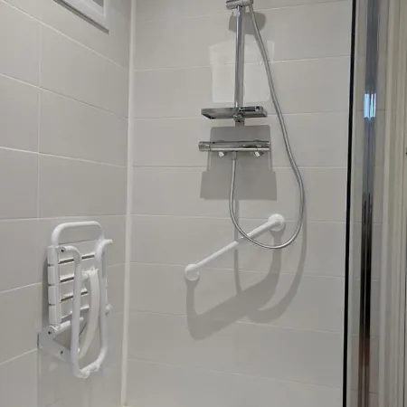 Maison De Plain-pied Avec Wifi Et Animaux Acceptés, Jardin Et Terrasse Privés - Fr-1-653-227 * Puyreaux