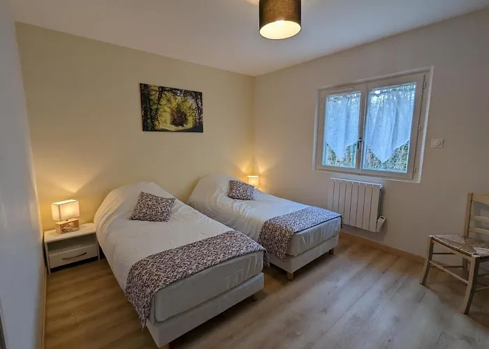 Ferienhaus Maison De Plain-pied Avec Wifi Et Animaux Acceptes, Jardin Et Terrasse Prives - Fr-1-653-227 Puyreaux