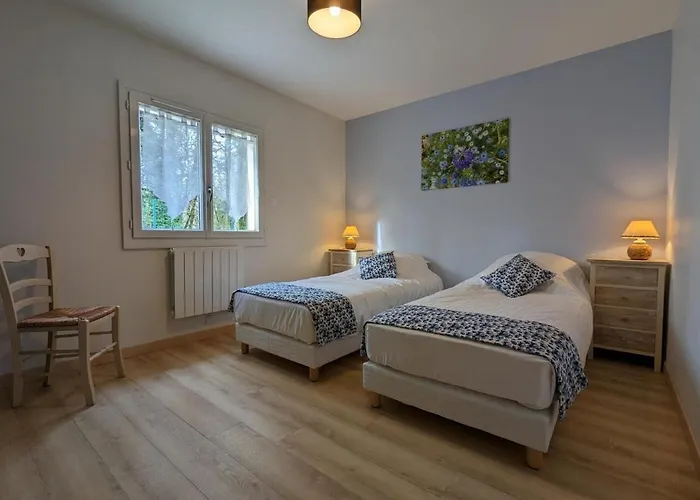 Ferienhaus Maison De Plain-pied Avec Wifi Et Animaux Acceptes, Jardin Et Terrasse Prives - Fr-1-653-227 Puyreaux